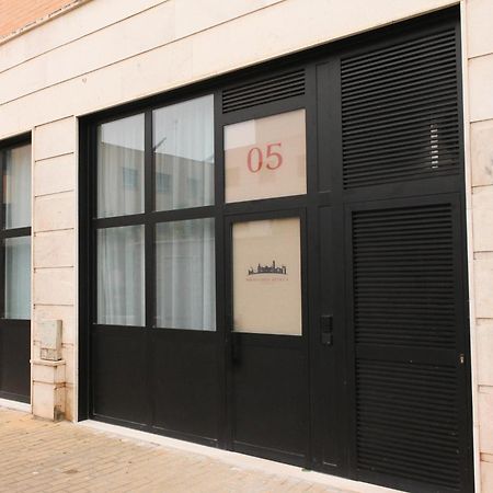 Monkeys Apartments Miraflores Севиля Екстериор снимка