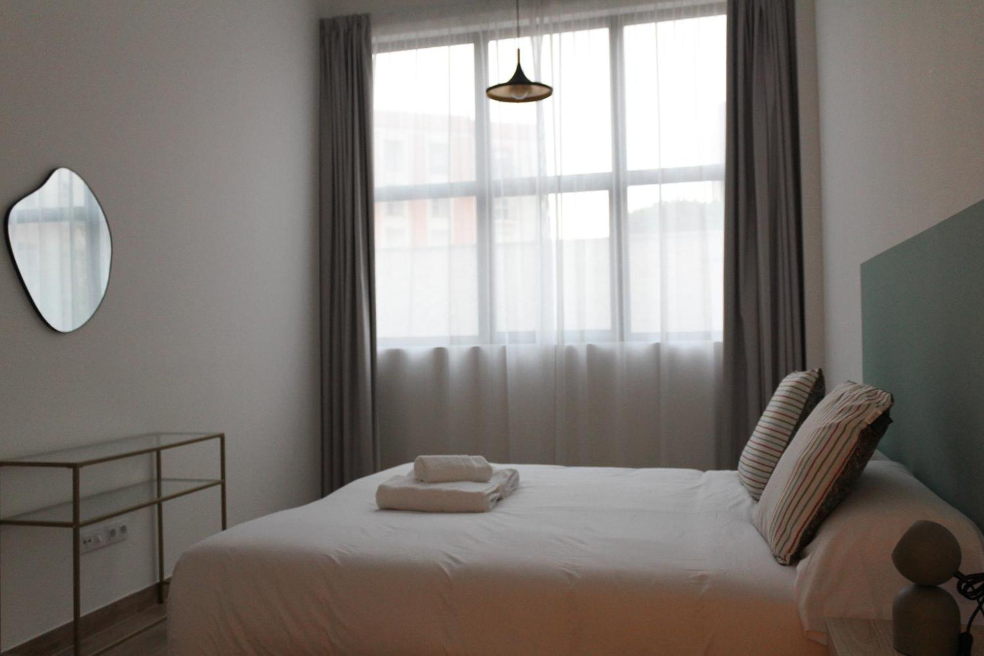 Monkeys Apartments Miraflores Севиля Екстериор снимка