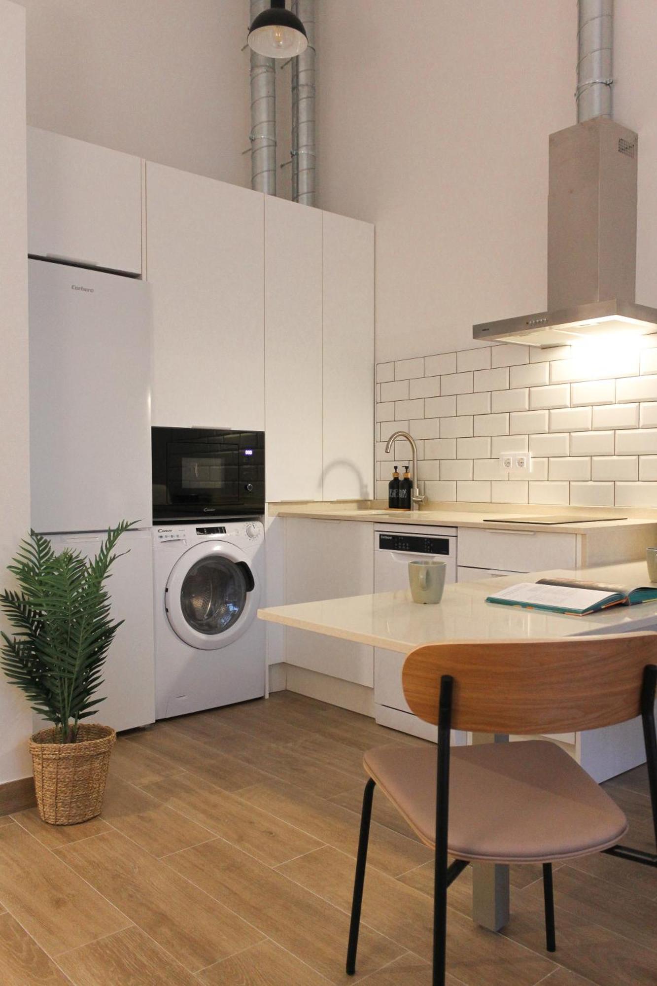 Monkeys Apartments Miraflores Севиля Екстериор снимка